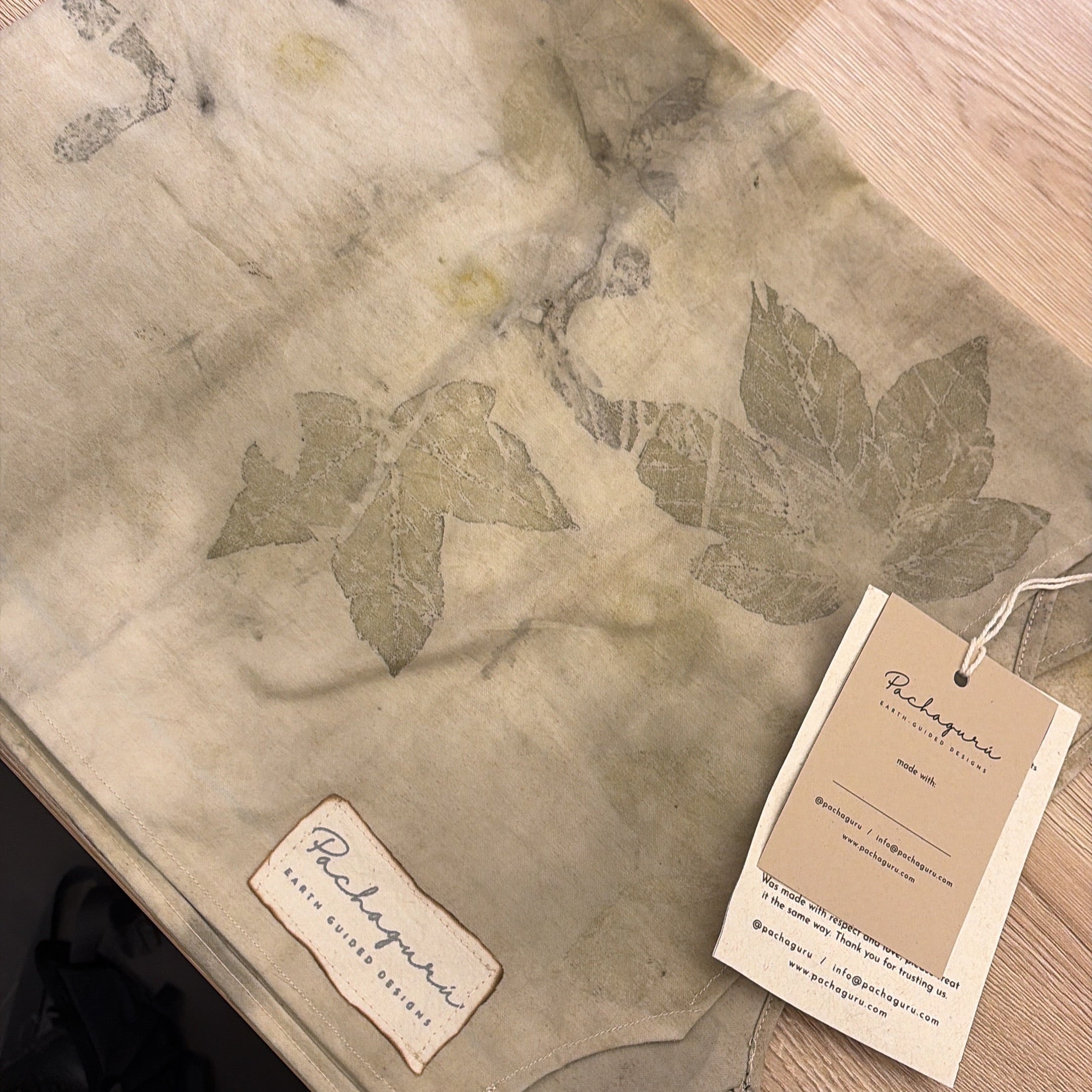 Table runner sally