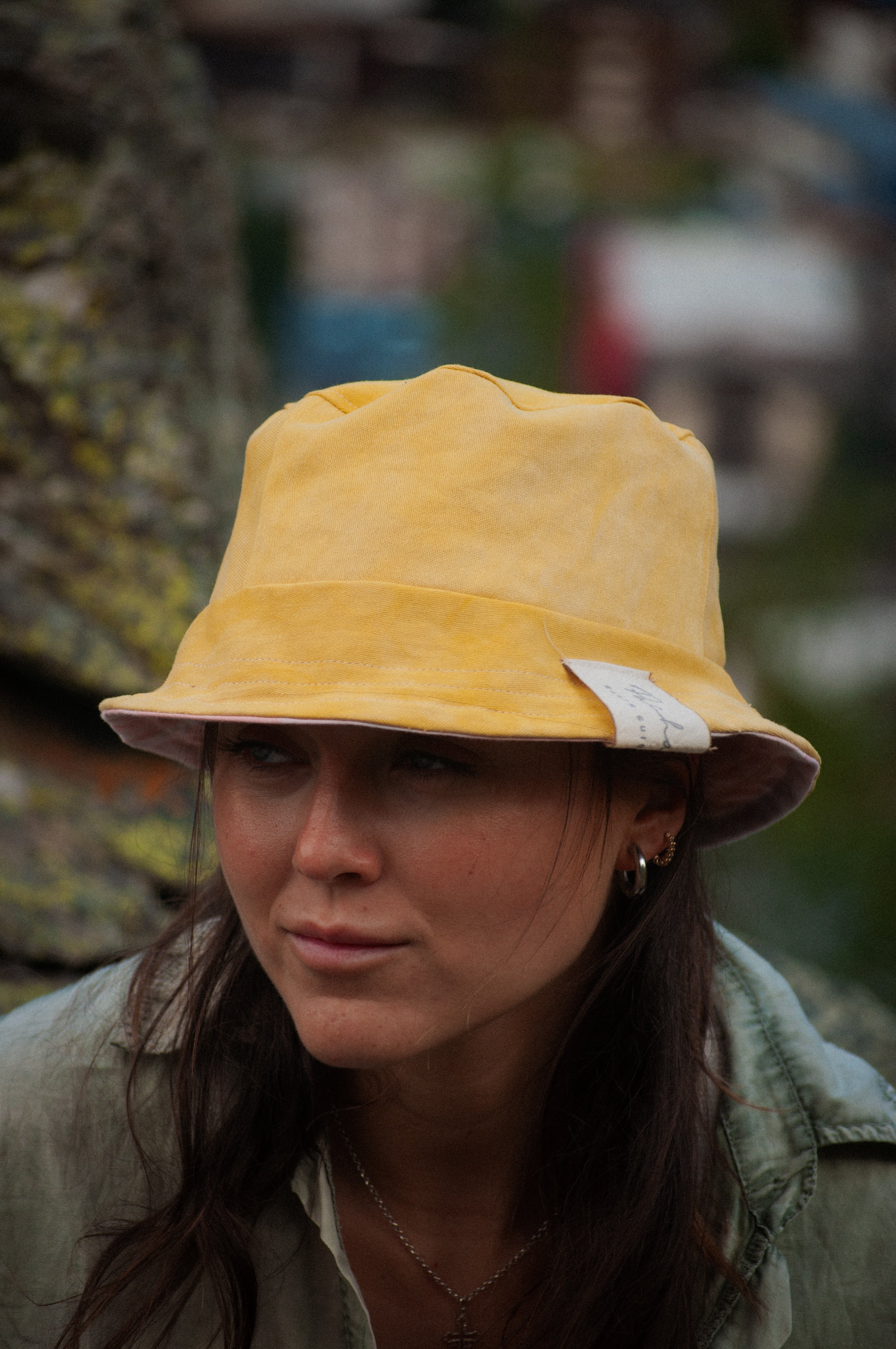 Reversible bucket hat
