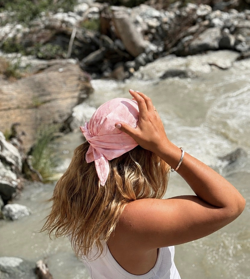 Pinki Scarf